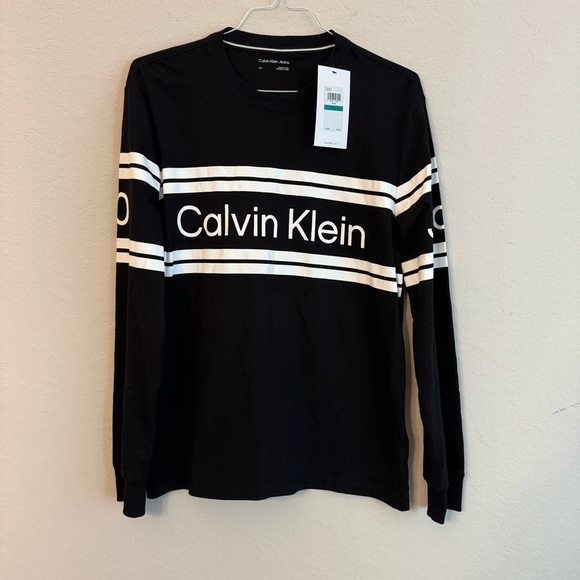 Calvin Klein Jeans Other - NEW Men’s Calvin Klein Jeans black white long sleeve top